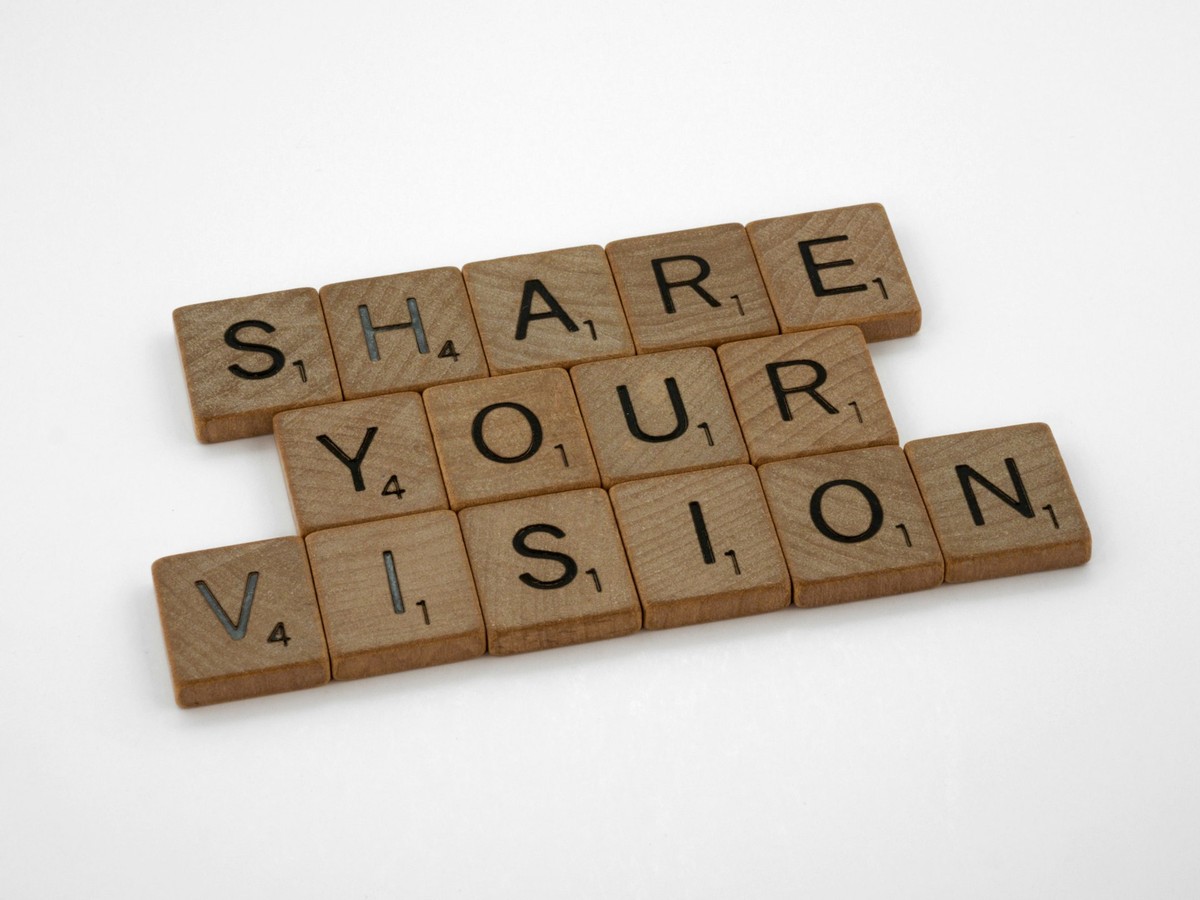 About Ninlay - InnovaSpace AI - Company Vision